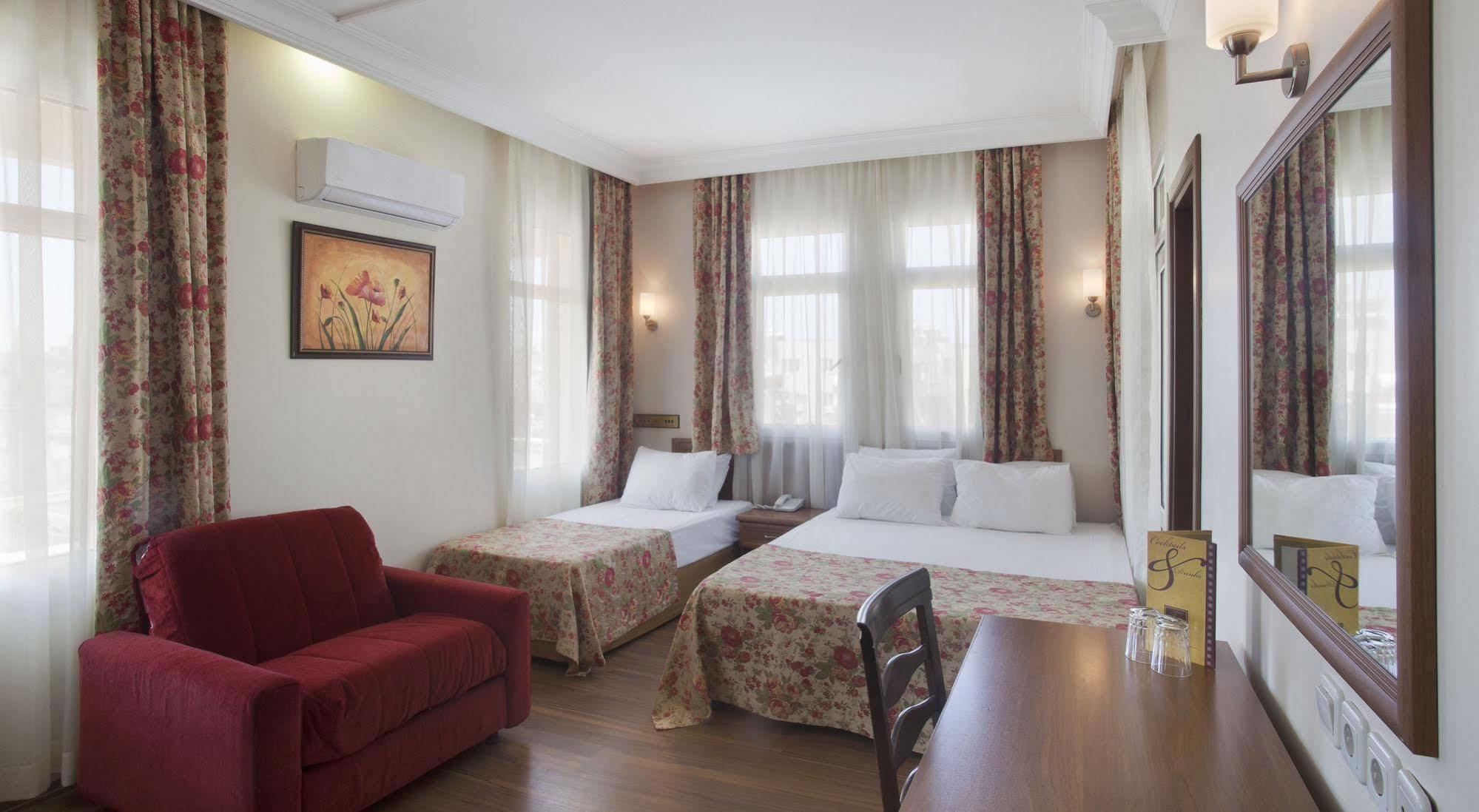 Triana Hotel Antalya Extérieur photo